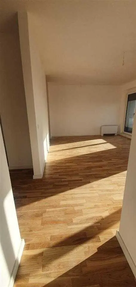 BANESË (ZYRE) ME QIRA NË LAKRISHTË banesë/apartment në Prishtinë