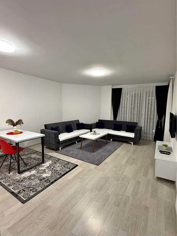 BANESË ME QIRA 1+1 NË FUSHË KOSOVË banesë/apartment në Fushë Kosovë