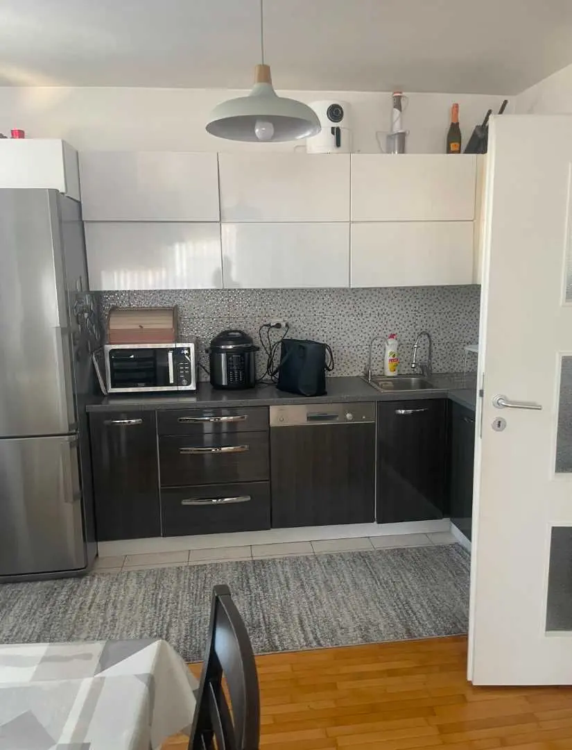Banesë në #shitje në Fushë Kosovë banesë/apartment në Fushë Kosovë