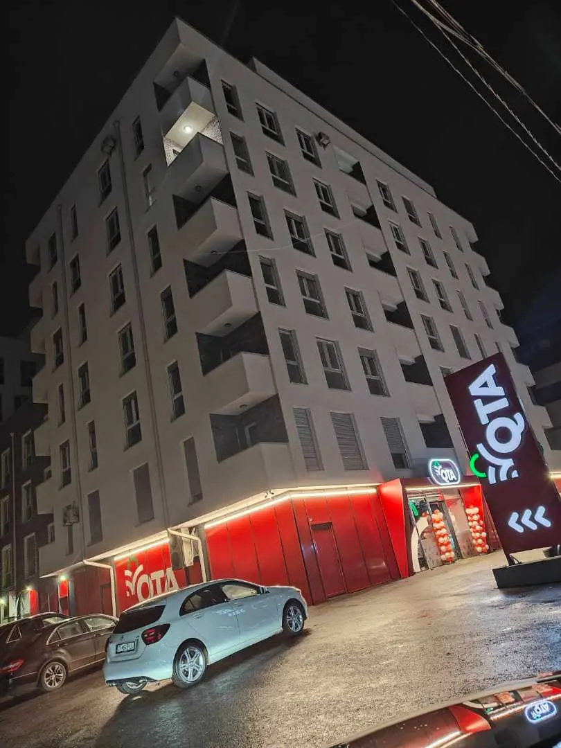 Ofrohen 2 banesa në #shitje në Fushë Kosovë banesë/apartment në Fushë Kosovë
