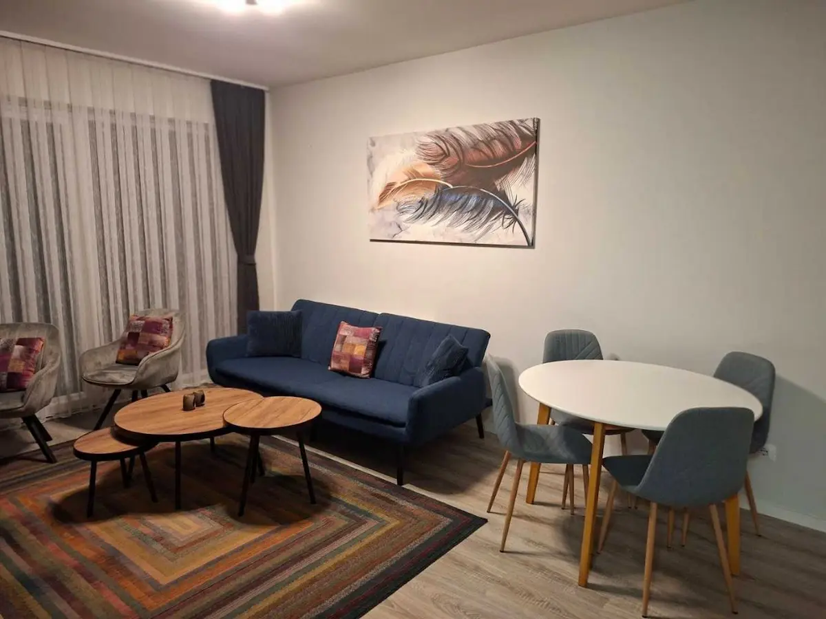 BANESË ME QIRA 2+1 NË RRUGËN C banesë/apartment në Prishtinë