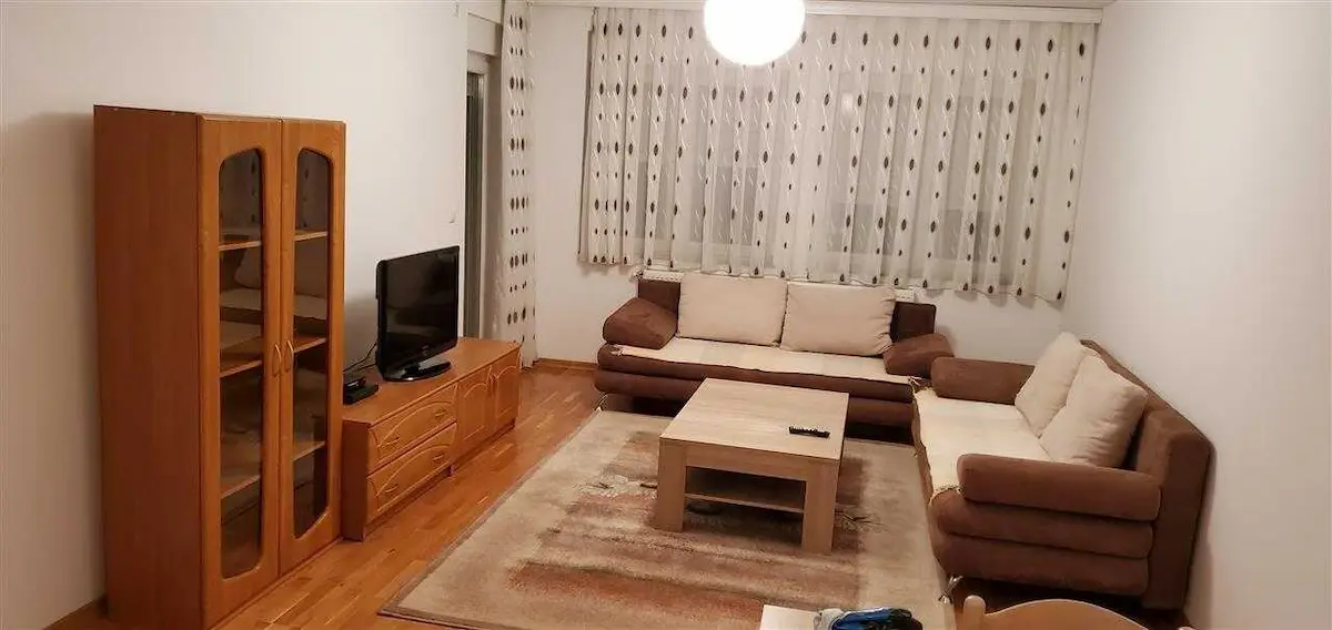 BANESË ME QIRA 2+1 NË ARBËRI (DRAGODAN) banesë/apartment në Prishtinë