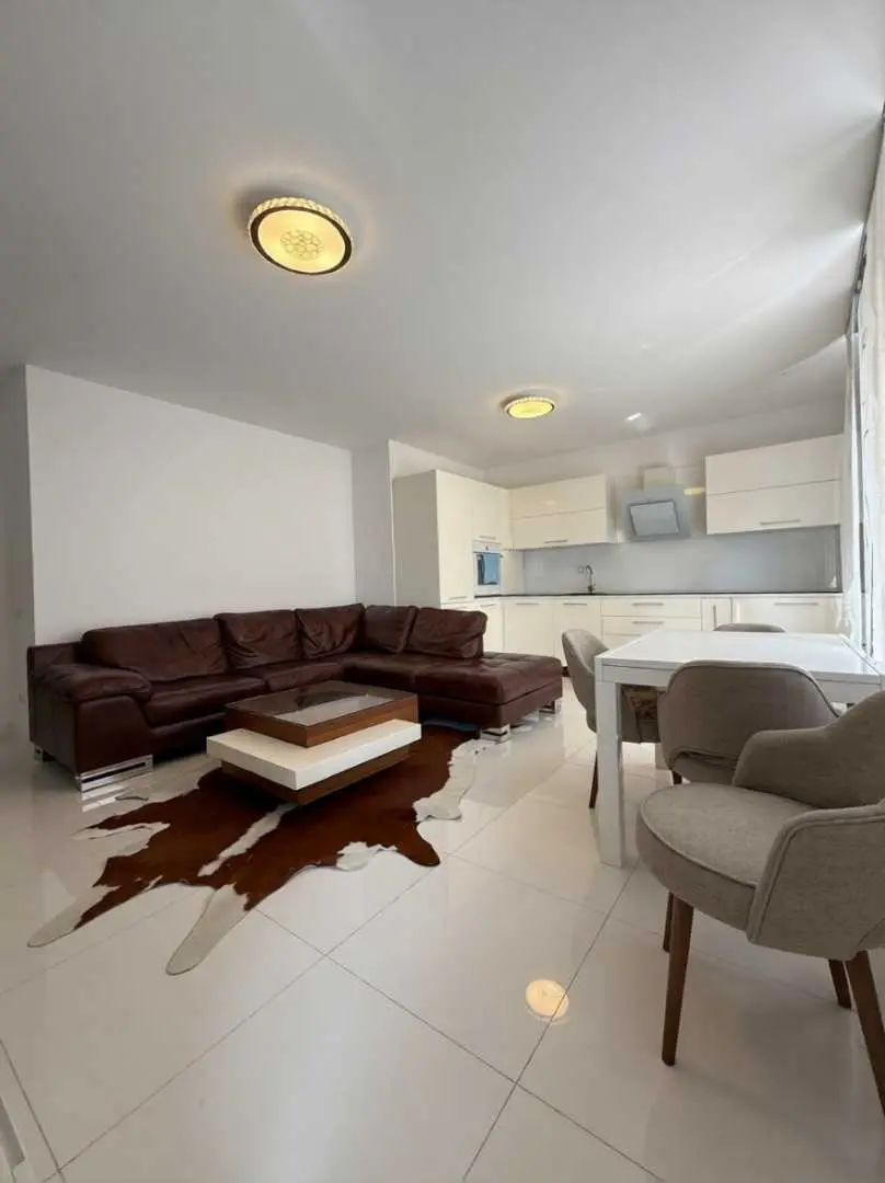 Banesë në #shitje në Fushë Kosovë banesë/apartment në Fushë Kosovë