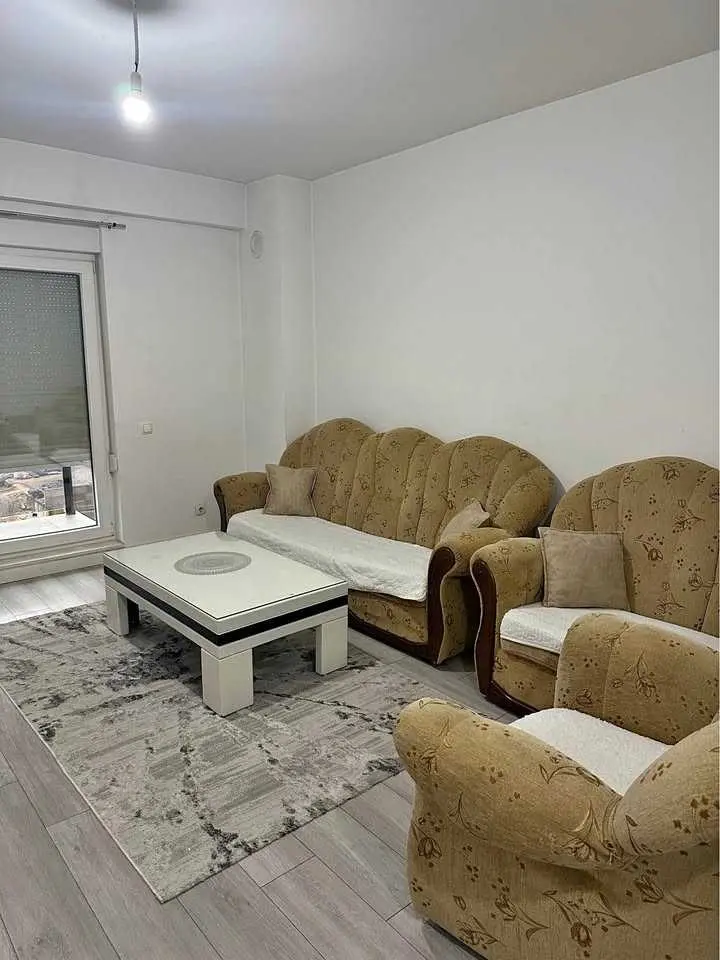 BANESË ME QIRA 2+1 NË MATIN 1 banesë/apartment në Prishtinë