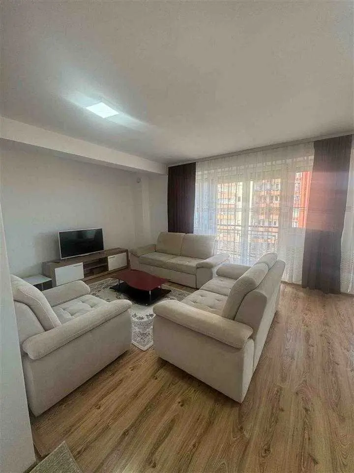 BANESË ME QIRA 3+1 NË LAGJEN E SPITALIT banesë/apartment në Prishtinë