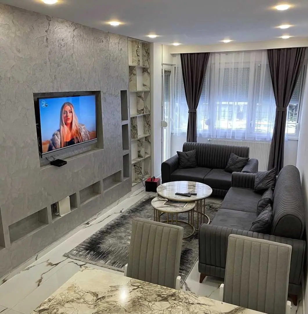 BANESË ME QIRA 2+1 NË RRUGËN B banesë/apartment në Prishtinë