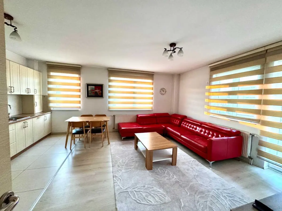 BANESË ME QIRA 1+1 NË BREGUN E DIELLIT banesë/apartment në Prishtinë