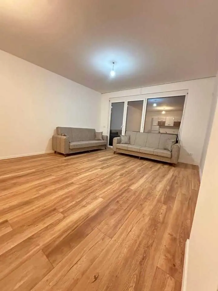 BANESË ME QIRA 2+1 NË LAGJEN PRISHTINA E RE banesë/apartment në Prishtinë