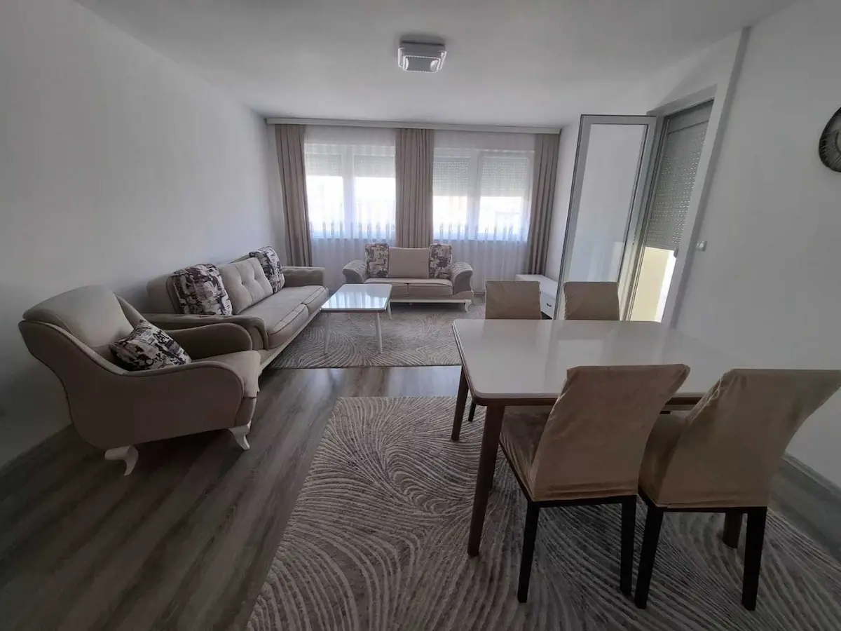 Banesë me qira në Fushë Kosovë banesë/apartment në Prishtinë