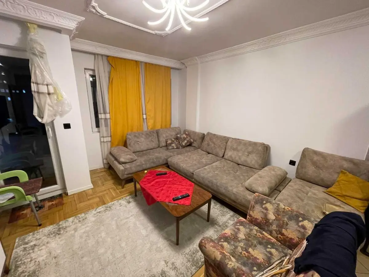BANESË ME QIRA 2+1 NË FUSHË KOSOVË banesë/apartment në Fushë Kosovë