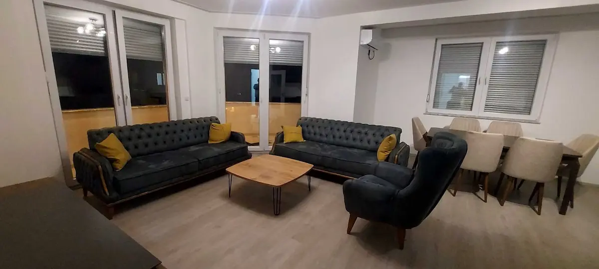 BANESË ME QIRA 3+1 NË FUSHË KOSOVË banesë/apartment në Fushë Kosovë