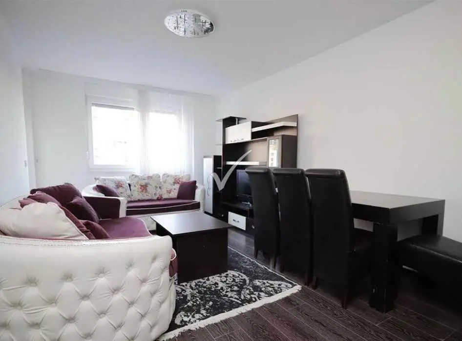 Banesë me qira 1+1 në Arbëri (Dragodan) banesë/apartment në Prishtinë