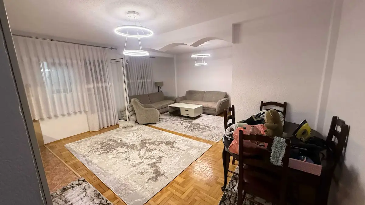 BANESË ME QIRA 1+1 NË FUSHË KOSOVË banesë/apartment në Fushë Kosovë