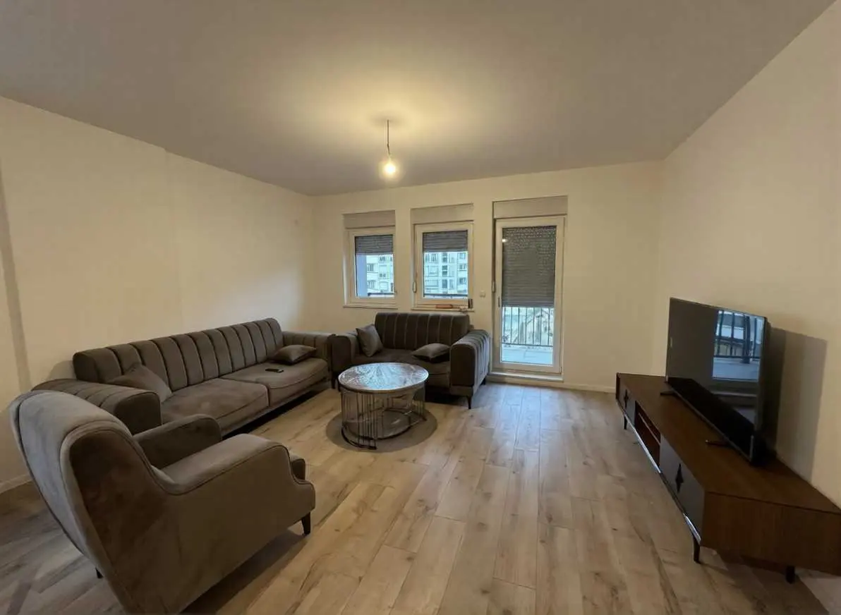 Banesë me qira 2+1 në Matin 1 banesë/apartment në Prishtinë