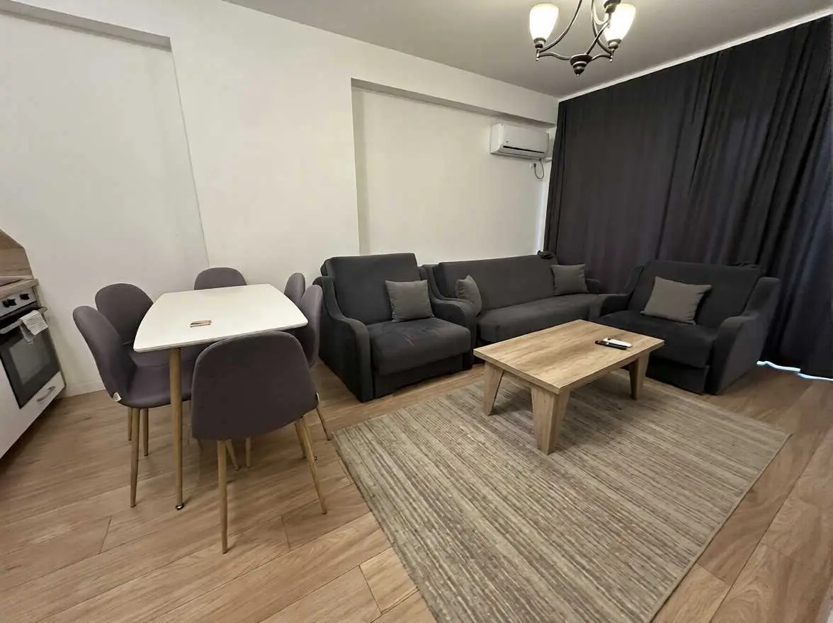 Banesë me qira 2+1 në Rrugën C banesë/apartment në Prishtinë