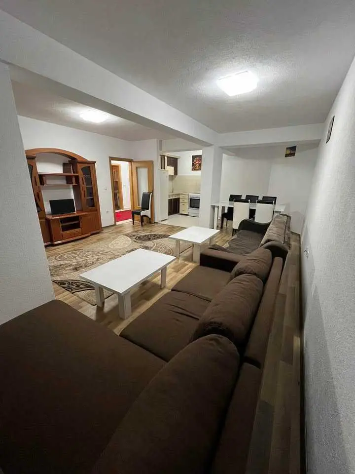 Banesë me qira 2+1 në Fushë Kosovë banesë/apartment në Fushë Kosovë