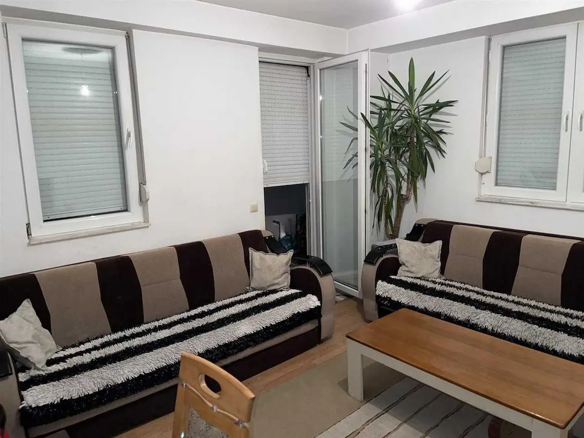 Banesë me qira 1+1 në Matin 1 banesë/apartment në Prishtinë