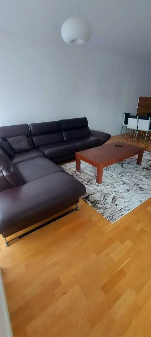 Banesë me qira 2+1 në Lakrishtë banesë/apartment në Prishtinë