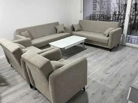Banesë me qira 2+1 në Fushë Kosovë banesë/apartment në Fushë Kosovë