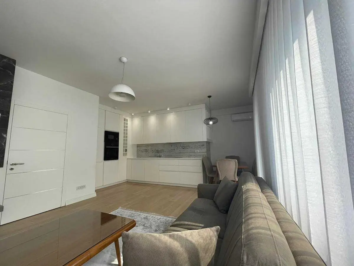 Banesë me qira 2+1 në Lagjen e Spitalit banesë/apartment në Prishtinë