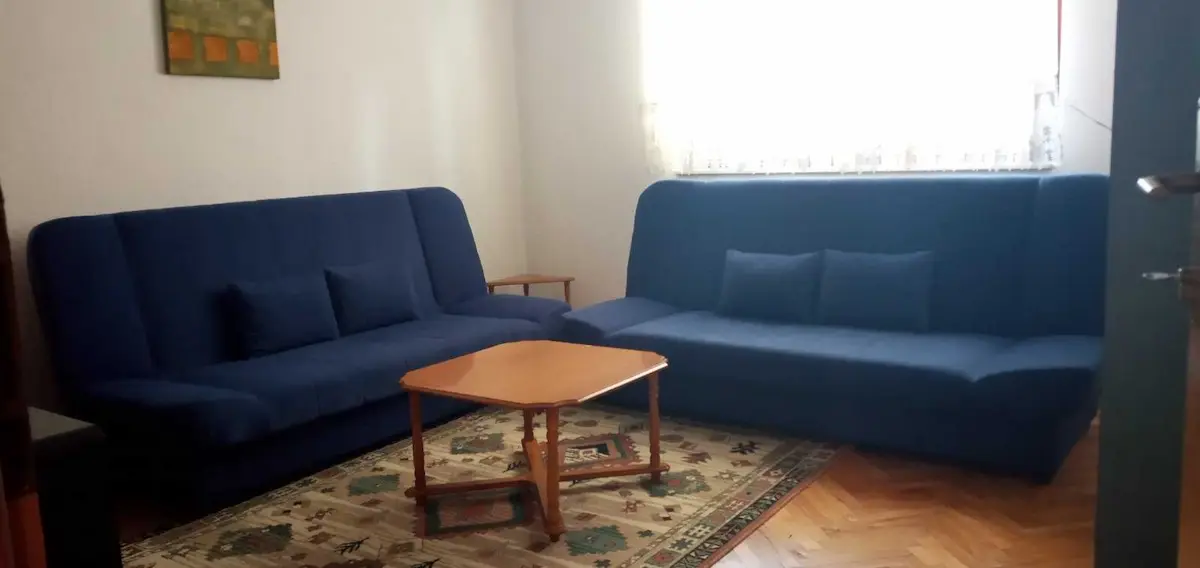 Kat shtëpie me qira në Velani banesë/apartment në Prishtinë