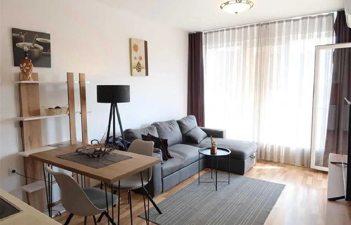 Banesë me qira 1+1 te Qafa banesë/apartment në Prishtinë
