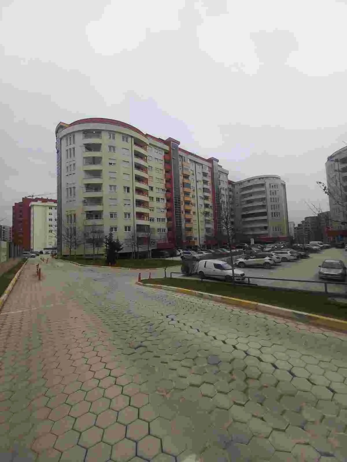 BANESE ME QIRA MATI1 banesë/apartment në Muharrem Fejza