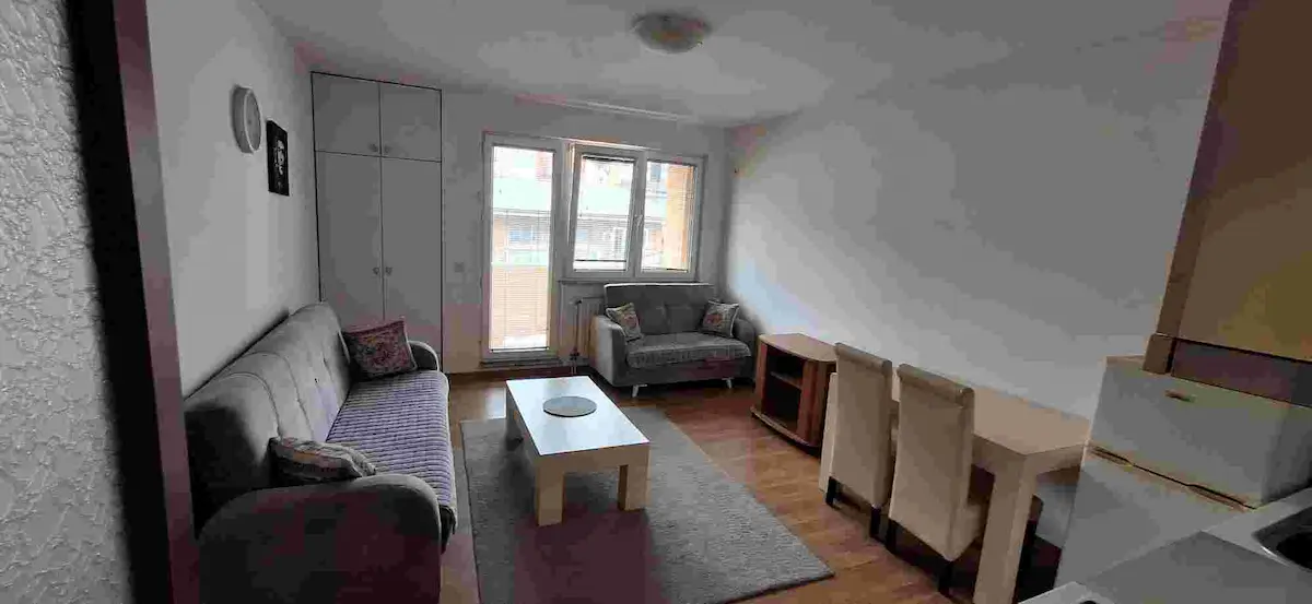 Leshoj banesen me qira  afer 4 llullave  Prishtine  banesë/apartment në Dabisheci