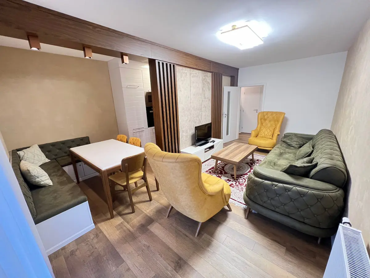 Banesë me qira 3+1 në Lagjen e Muhaxherëve banesë/apartment në Prishtinë