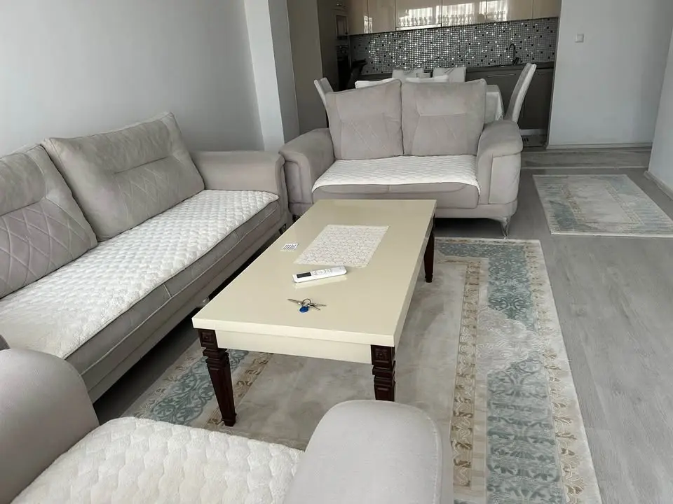 Banesë me qira 2+1 në Rrugën B banesë/apartment në Prishtinë
