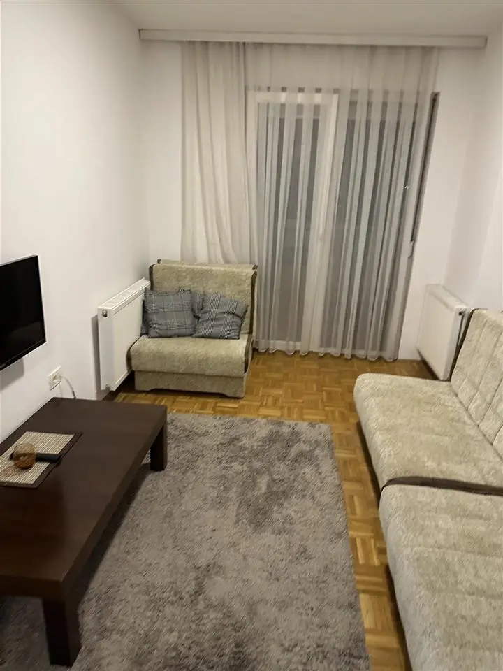 Banesë me qira 1+1 në Lagjen e Muhaxherëve banesë/apartment në Prishtinë