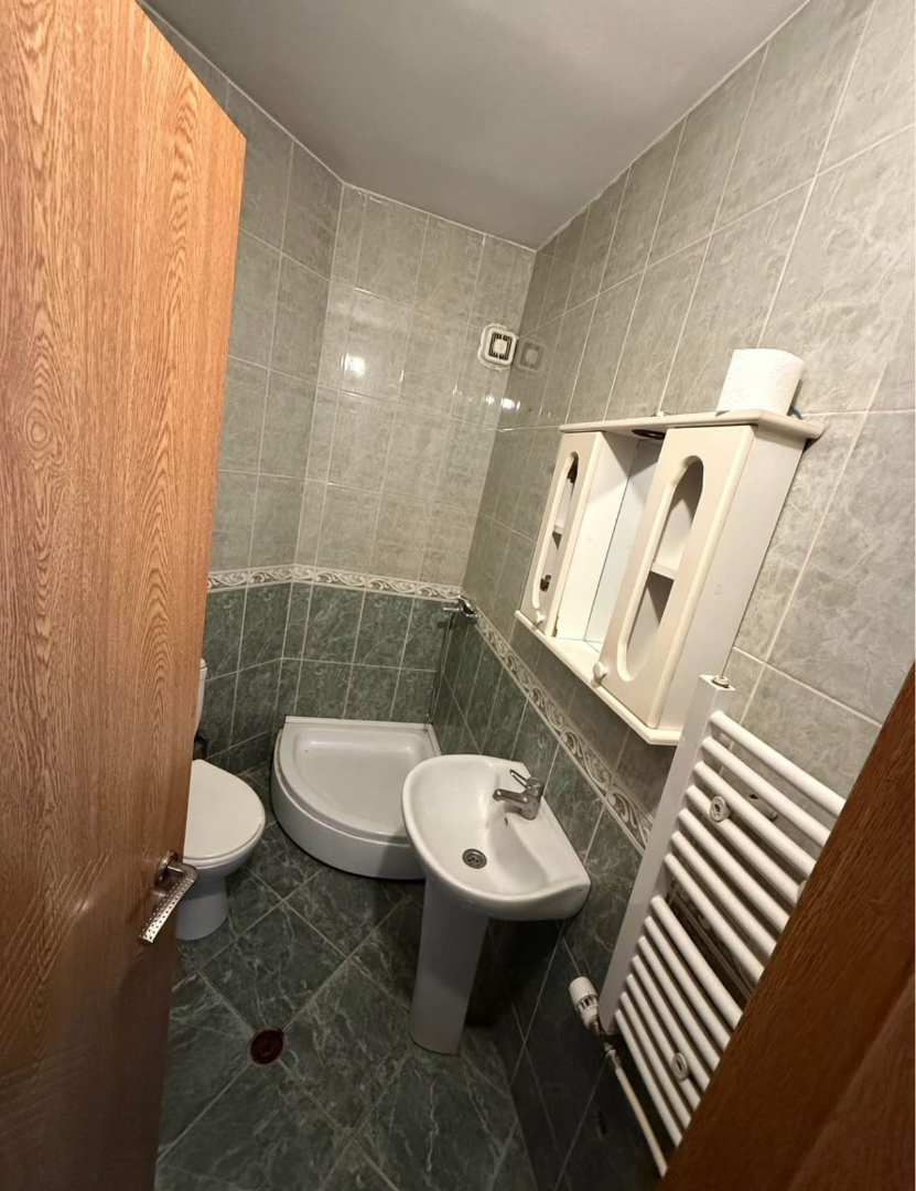 Banesë me qira 1+1 në Lakrishtë banesë/apartment në Lakrishtë