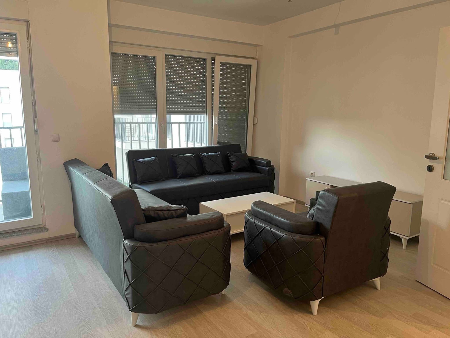 Banesë me qira 1+1 në Lagjen e Muhaxherëve banesë/apartment në Lagjja e Muhaxherëve