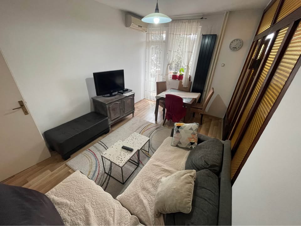 Banesë me qira 2+1 në Ulpianë banesë/apartment në Ulpianë