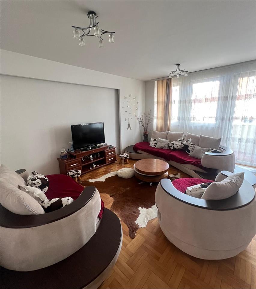 Banesë me qira 2+1 në Matin 1 banesë/apartment në Mati 1