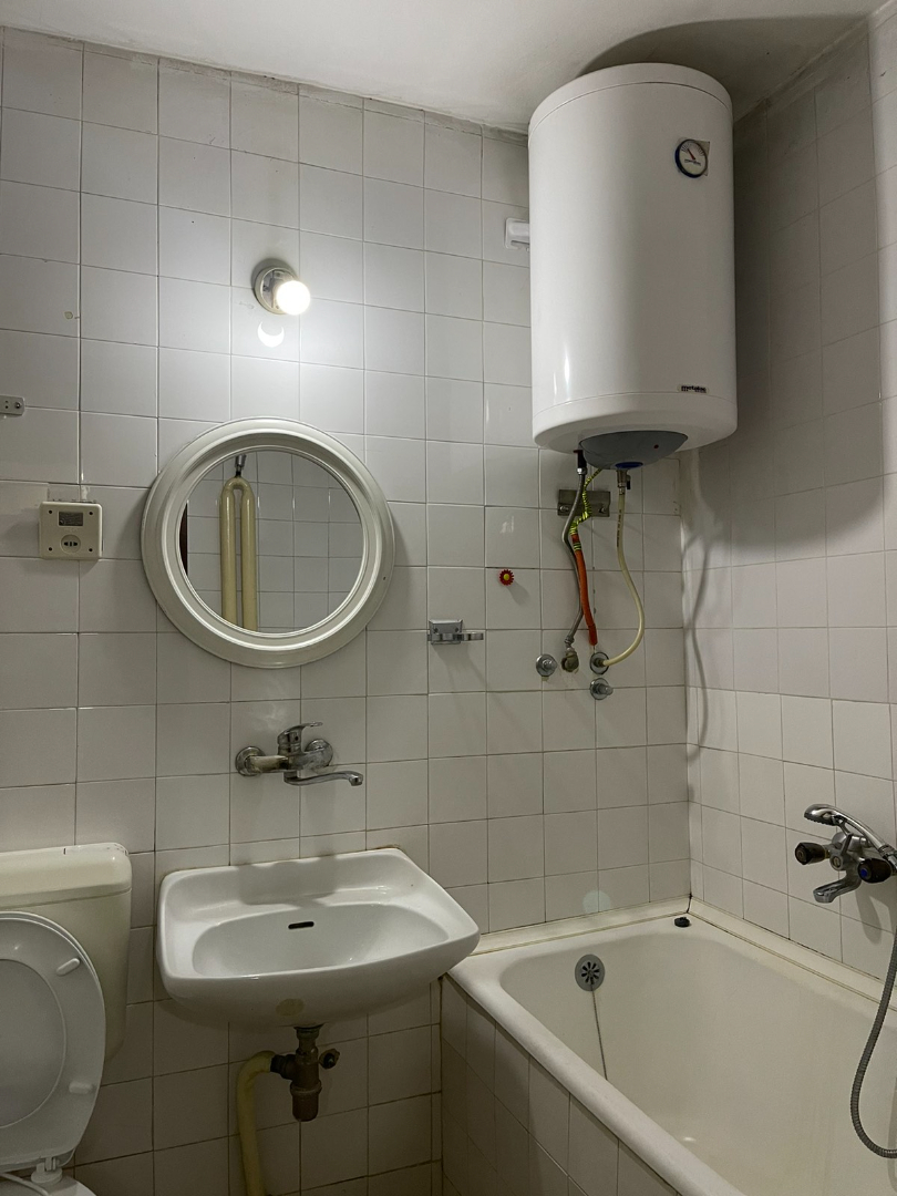 Banesë (Gasonjere) me qira në Bregun e Diellit banesë/apartment në Prishtinë
