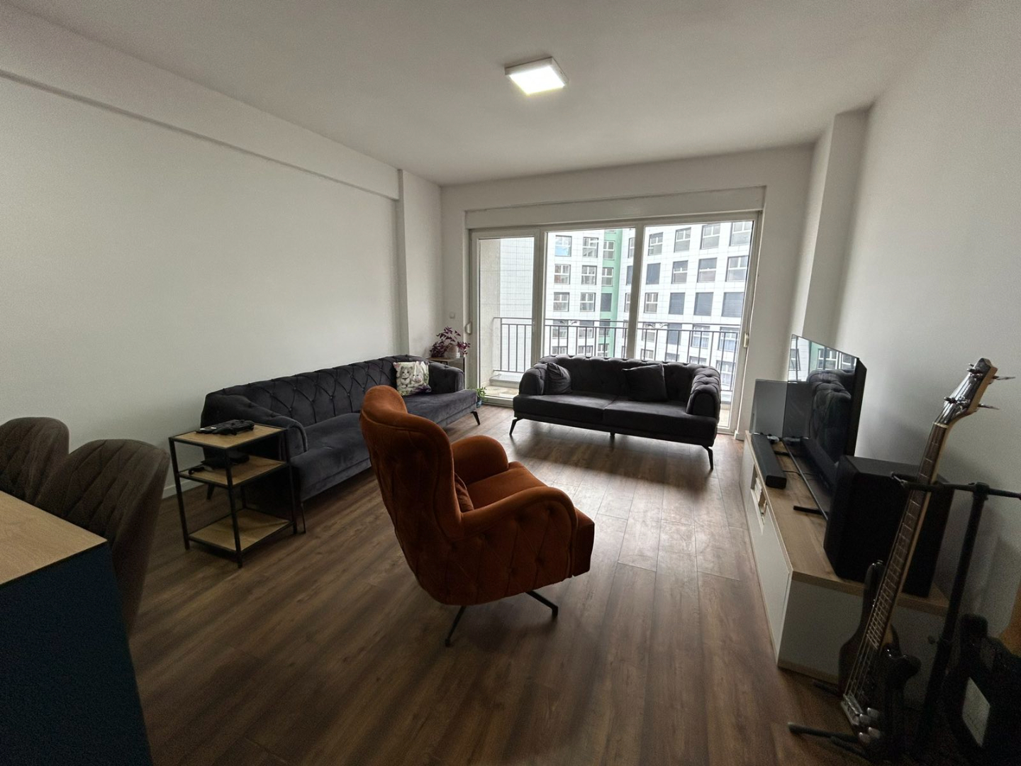 Banesë me qira 2+1 në Lagjen Prishtina e Re banesë/apartment në Prishtinë