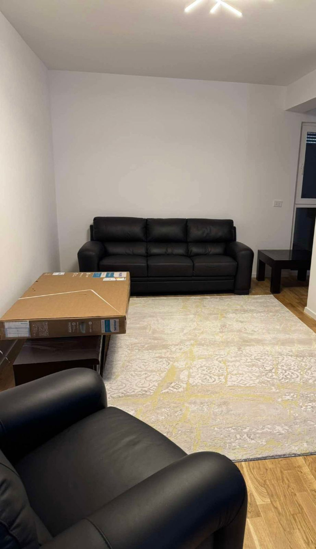 Banesë me qira 2+1 në Lagjen e Spitalit banesë/apartment në Prishtinë