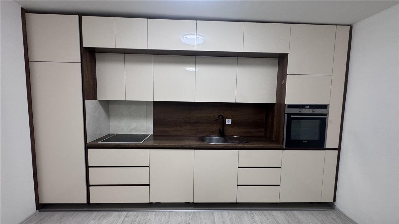 Banesë me qira 2+1 në Fushë Kosovë banesë/apartment në Prishtinë