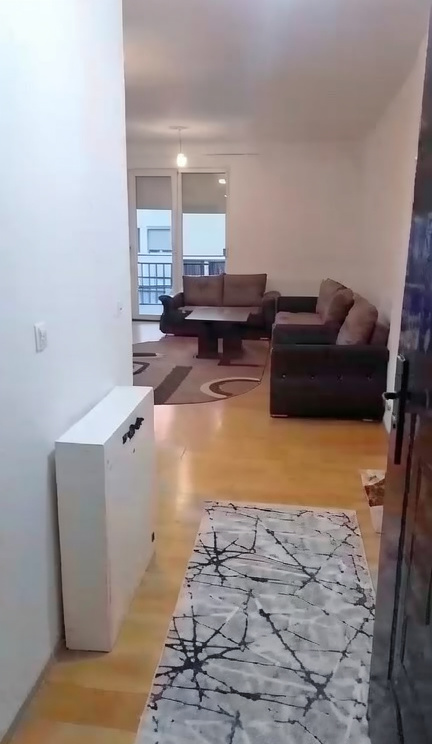 Banesë me qira 2+1 në Matin 1 banesë/apartment në Prishtinë