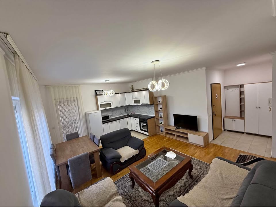 Banesë në shitje në Rrugën B banesë/apartment në Prishtinë