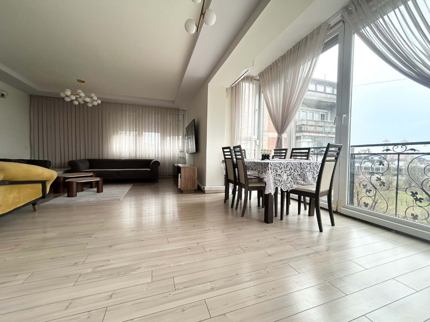 Banesë në shitje në Qendër banesë/apartment në Prishtinë