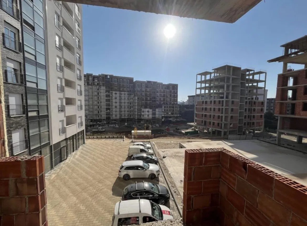 Banesë në shitje në Lagjen Mati 1 banesë/apartment në Prishtinë