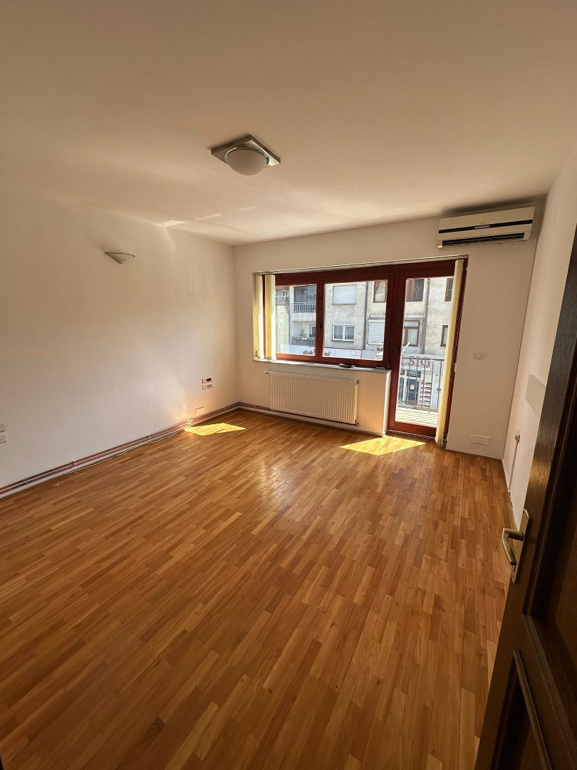 Banesë në shitje te Qafa banesë/apartment në Prishtinë