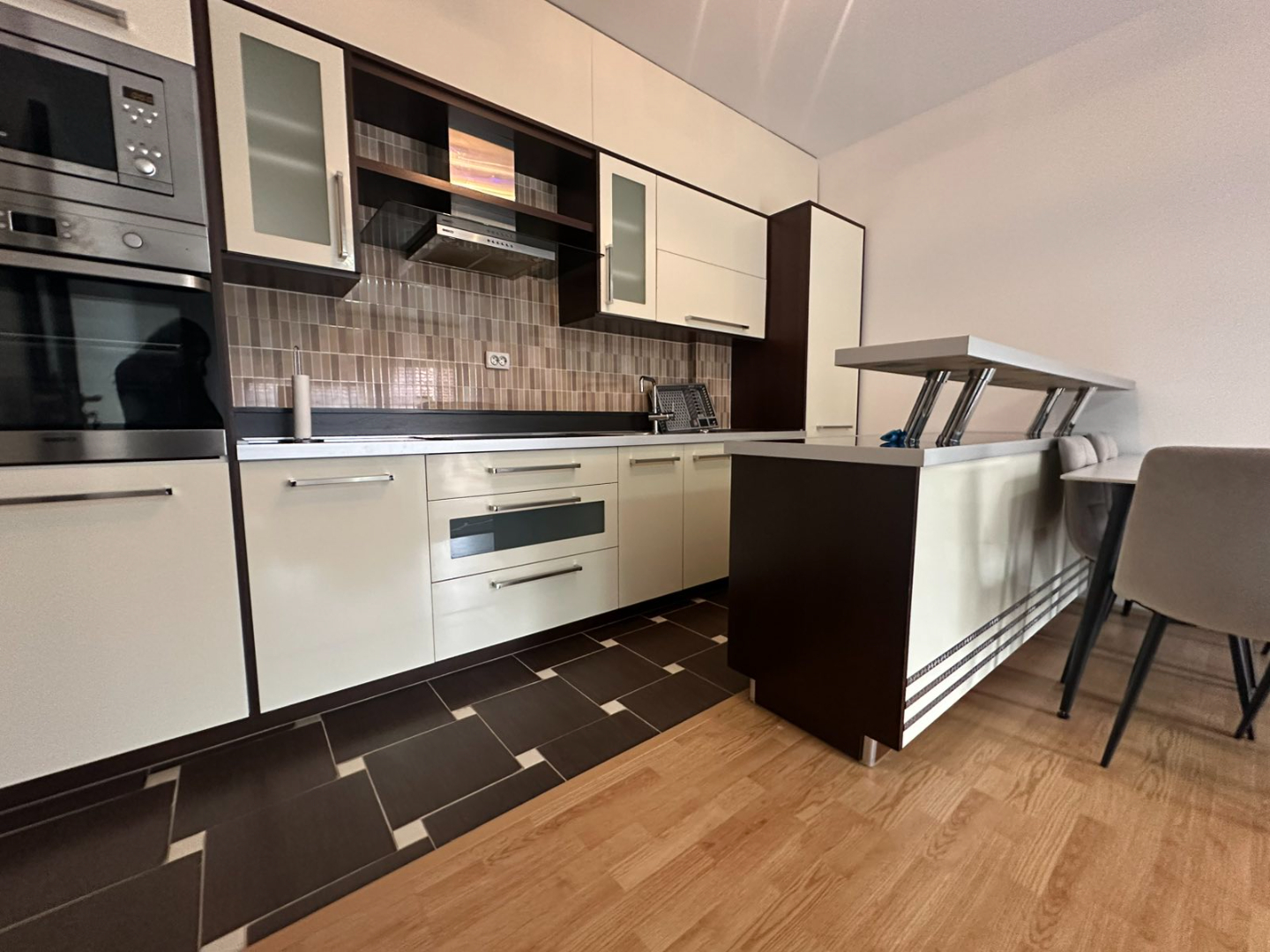 Banesë në shitje në lagjen Mati 1 banesë/apartment në Mati 1