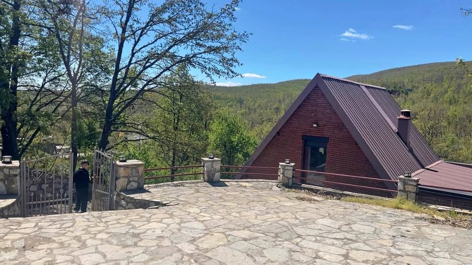 Villa në shitje në Makresh shtëpi në Gjilan