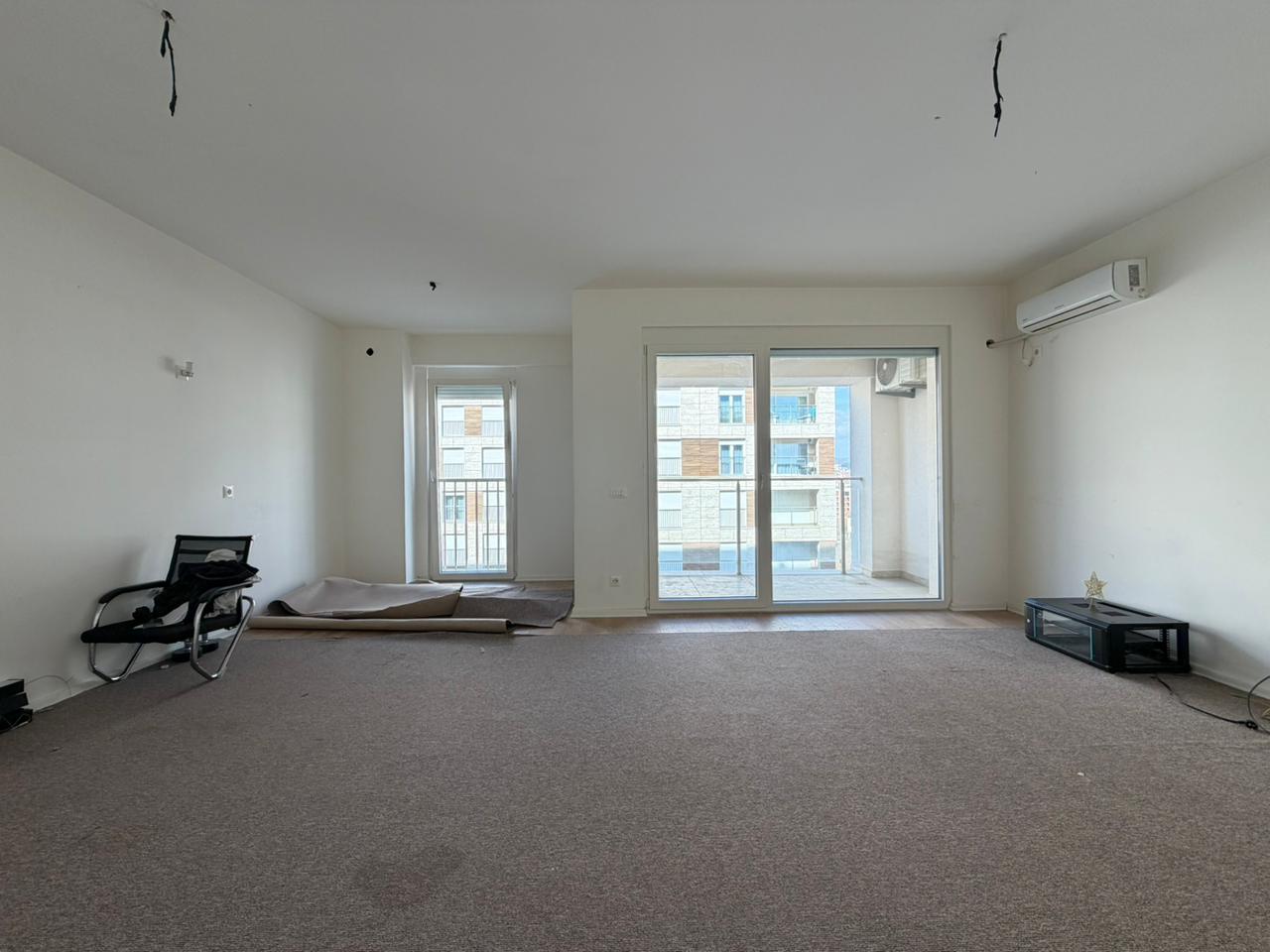 Banesë në Shitje në Lagjen Prishtina e Re banesë/apartment në Prishtina e Re