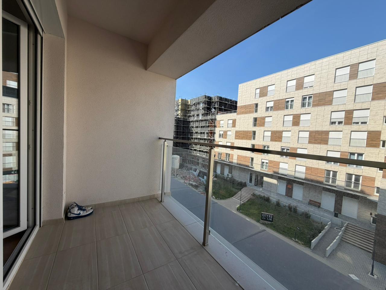 Banesë në Shitje në Lagjen Prishtina e Re banesë/apartment në Prishtina e Re