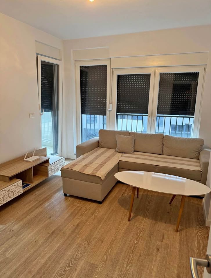 Banesë me qira 1+1 në Rrugën C banesë/apartment në Prishtinë