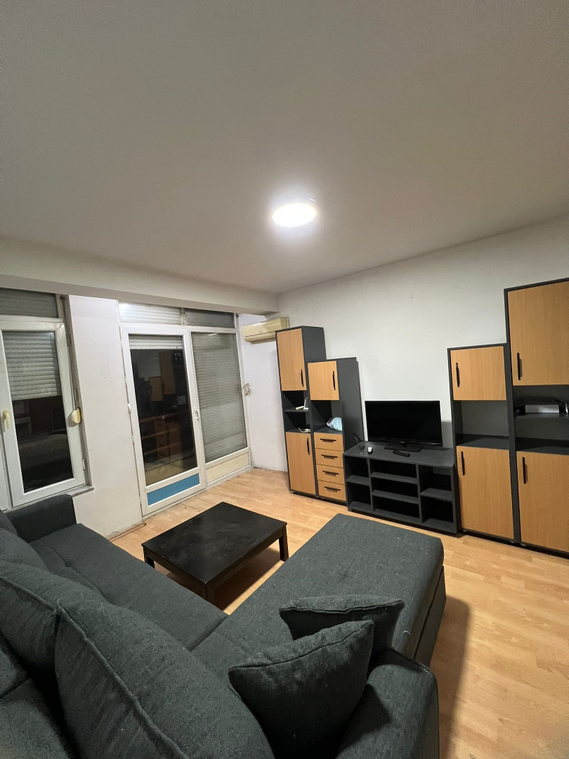 Banesë me qira 1+1 në Lagjen e Muhaxherëve banesë/apartment në Prishtinë